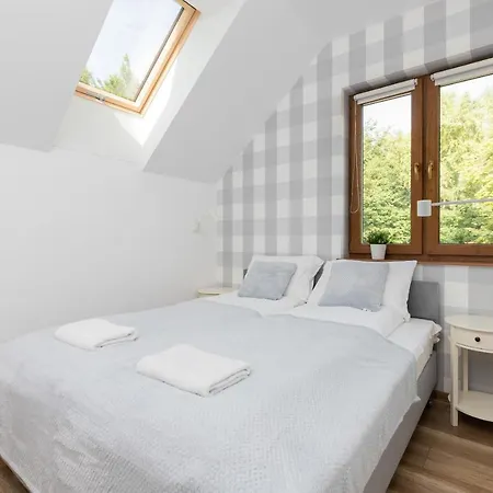 Dom Na Skraju Lasu Jastrzebia Gora By Renters Apartmán