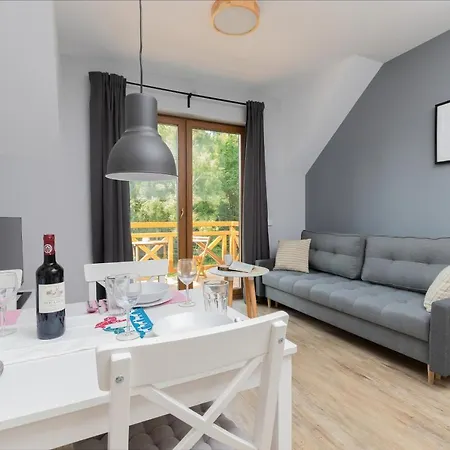 Dom Na Skraju Lasu Jastrzebia Gora By Renters Apartmán