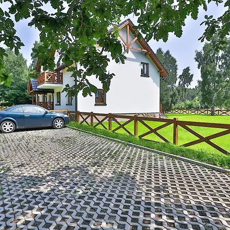 Dom Na Skraju Lasu Jastrzebia Gora By Renters * Jastrzębia Góra